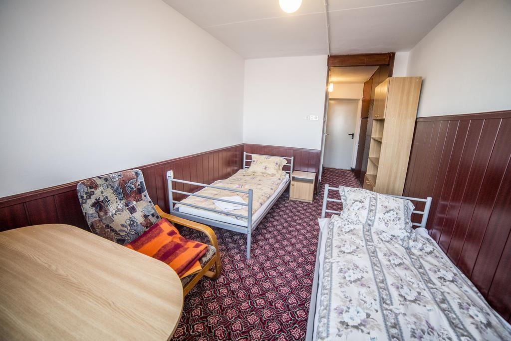 Top Floor Hostel Varşova Oda fotoğraf