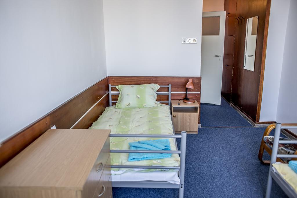Top Floor Hostel Varşova Oda fotoğraf